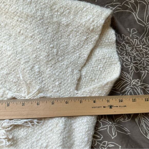 Brown County Weaver Wool Shawl - Picture 4 of 6